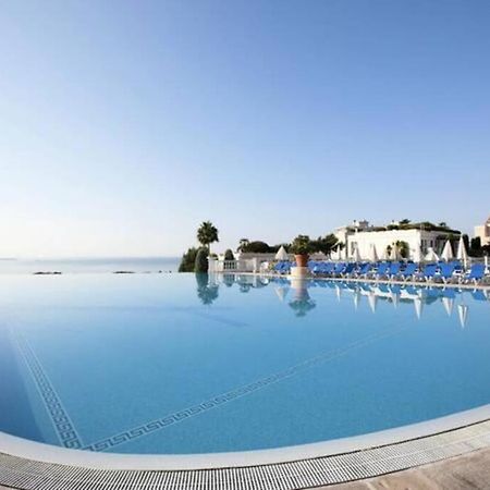 Appartement Lumineux dans Résidence avec Piscine Cannes Extérieur photo